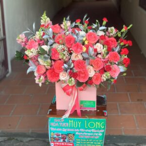 Giỏ Hoa Trọn Vẹn Yêu Thương