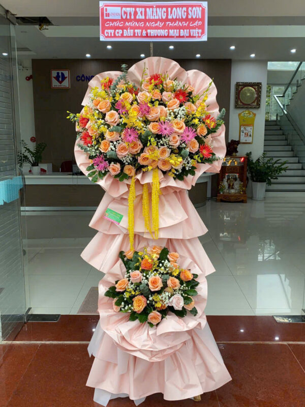 Kệ Hoa Chúc Mừng Song Hỷ – Rực Rỡ Sang Trọng